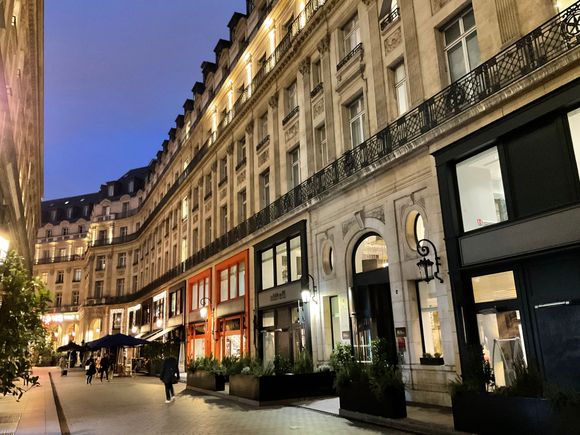 Location of Indigo Paris Opera
This street is closed for big vehicles like cars / busses / trucks