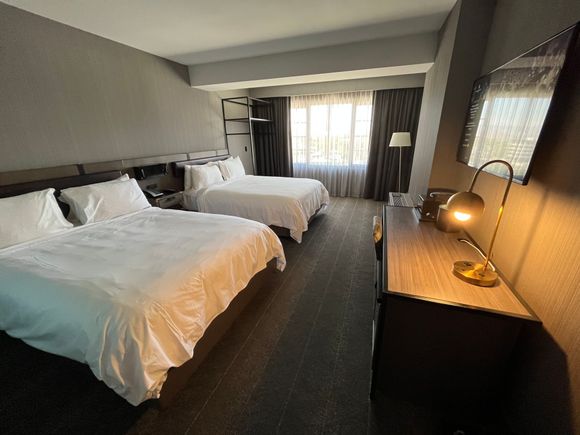 Queen Queen room