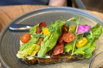 BLT