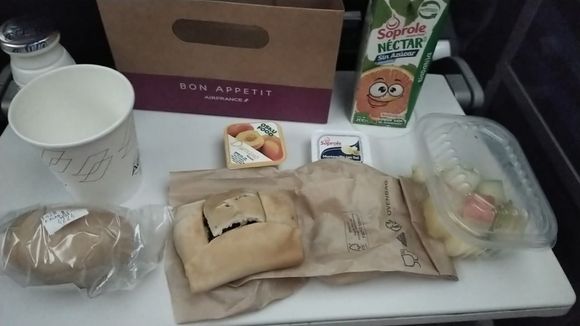 Collation. After 12h30 of flight time.