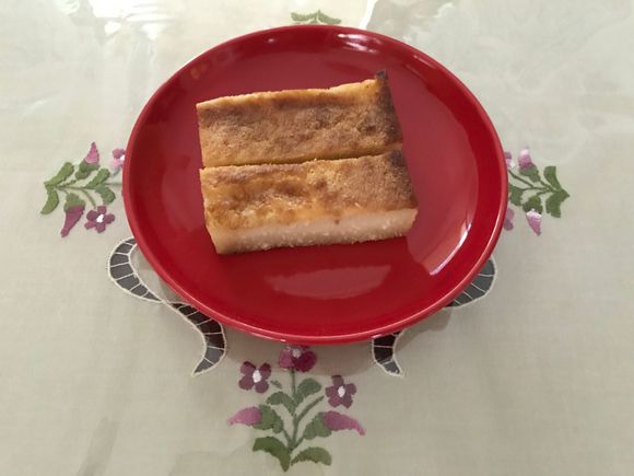 Kueh bingka ( tapioca cake )