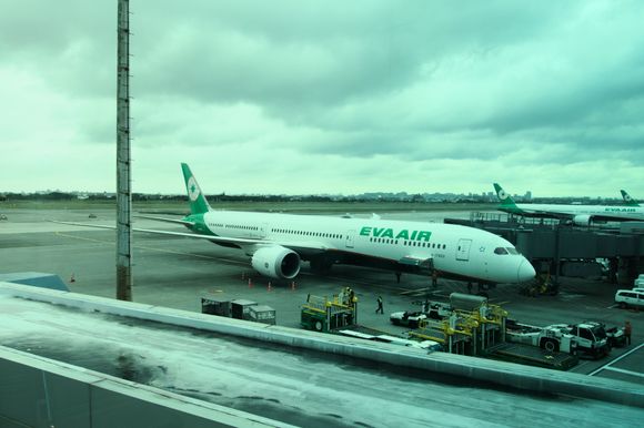 EVA Air Boeing 787-10 at TPE