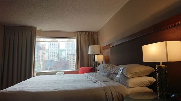 Suite lower floor: Bedroom. 