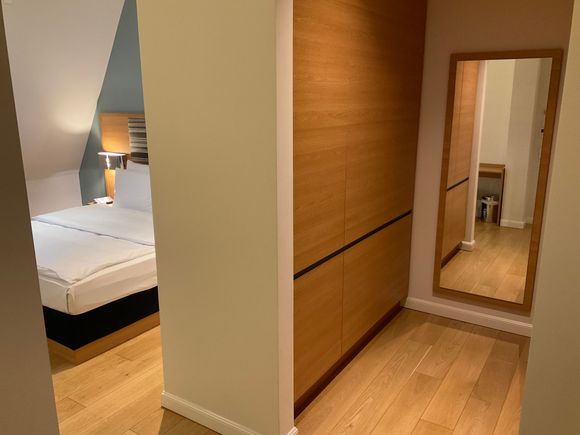 Bedroom 2 : view into walk in closet
