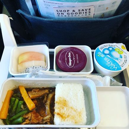 KA PVG-HKG pork with rice