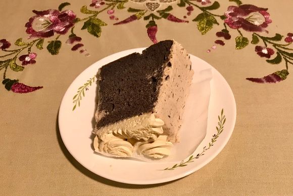 Pulot hitam ( black rice ) cake