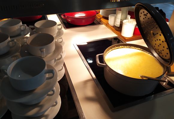 This was the Gemüsebrunoise soup on offer 