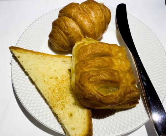 three breads for b