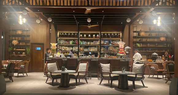 PM activity: nightcap at DeBale Lounge & Bar