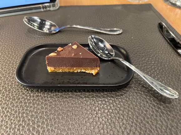 Worlds smallest slice of Chocolate torte, compare it to the teaspoon 😅