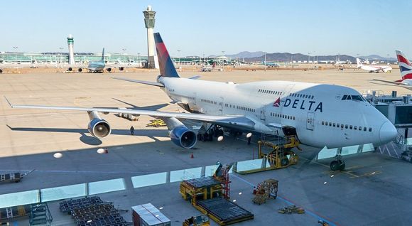 6309 getting ready to depart from ICN. December 2017