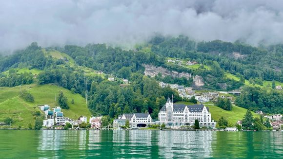 Private boat tour from Lucern to PH