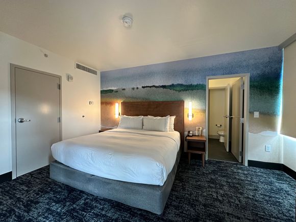 Quiet bedroom 