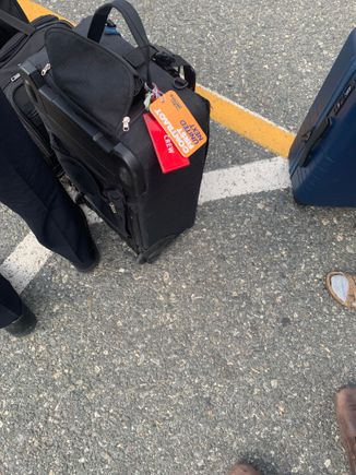 Saw this on a deadpan pilot’s carryon bag today. This was probably a UA EXP pilot. I saw that pilot has got the contract signed.