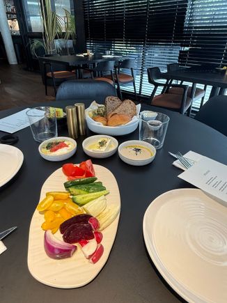 This is delivered as part of the basic breakfast setup. More than just bread. 