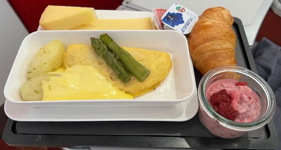 Asparagus Omelette , Potatoes and Hollandaise sauce   