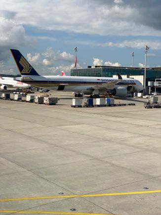 Singapore A350 @ ZRH