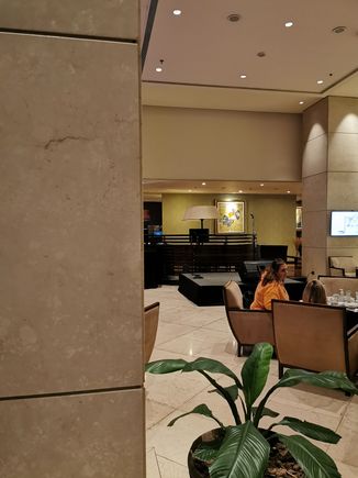 The "supposed" concert/live band after dinner