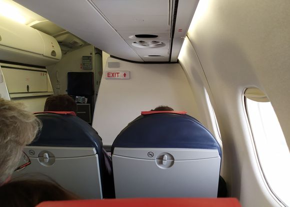 A quick look at the business cabin from row 3