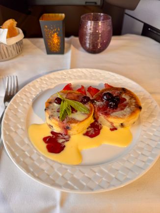 Breakfast Mains - Dark chocolate and sour cream pancakes crème Anglaise. 

That was one heck of a thick pancake. Very strange dish, tastes like spongey cake. 2/10