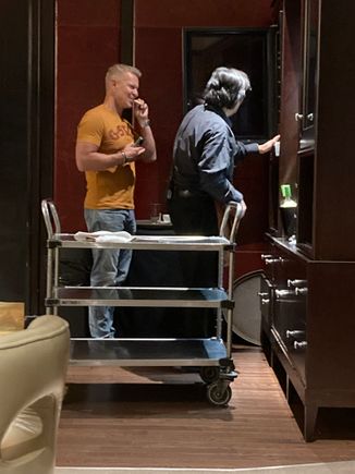 At exactly 17.30 evening daily, does Larry appear and sets up the evening nibbkes and unlocks the alcoholic drink cabinet