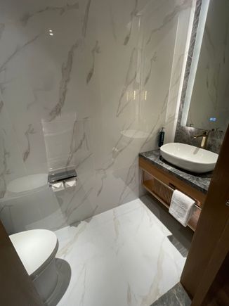 1/2 bath