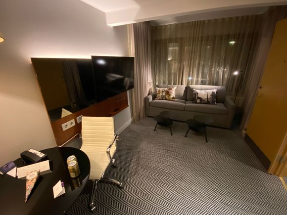 Proper, if small, living room in the suite. None of the “Junior Suite” nonsense.
