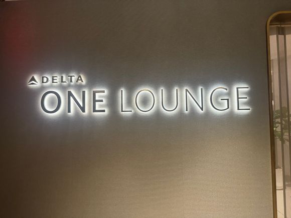 Skyteam is upping their game once this opens. They let me get a peek. Some very impressive lounges. Virgin one coming too. 
