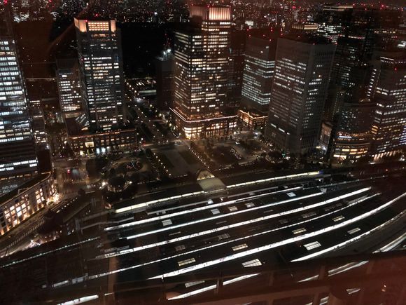 Nighttime view of Tokyo Station