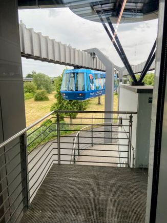 Dangletrain arriving at the station to take me the last bit