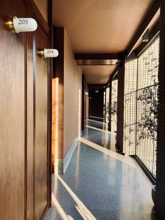 Outdoor hallways to rooms