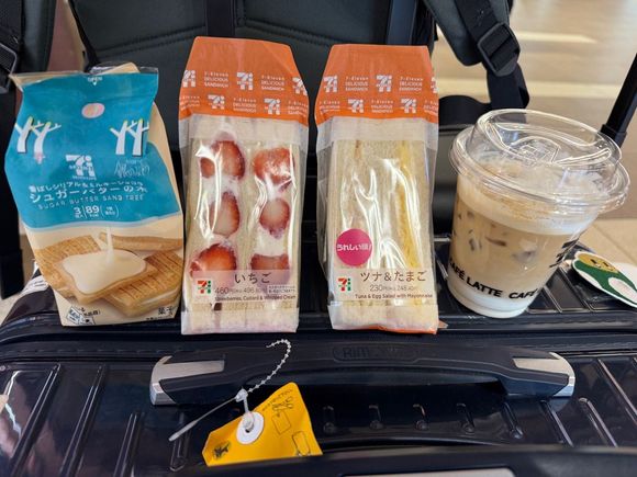 Kombini breakfast from 7-Eleven: Egg sandwich and ice latte is my preference.