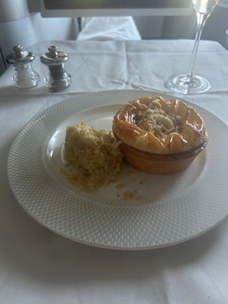 Wild mushroom pie 