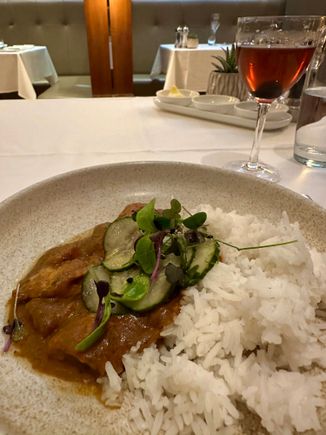 Chicken curry + Manhattan 