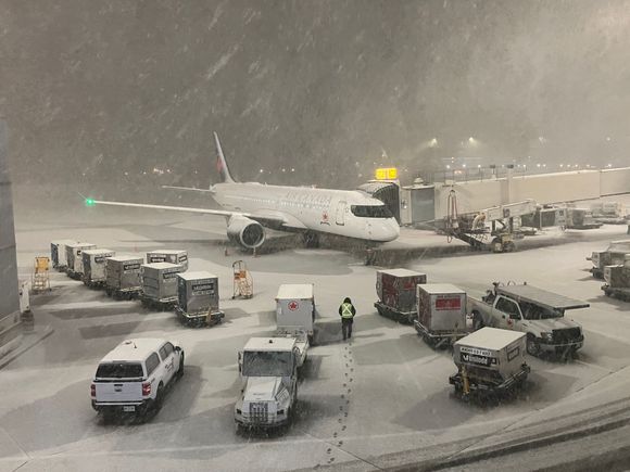 This was taken roughly at 19:10 after 15 mins of snow starting
