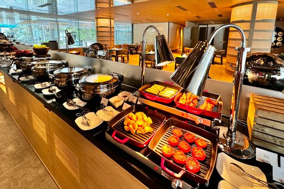 Buffet (Hot meals)