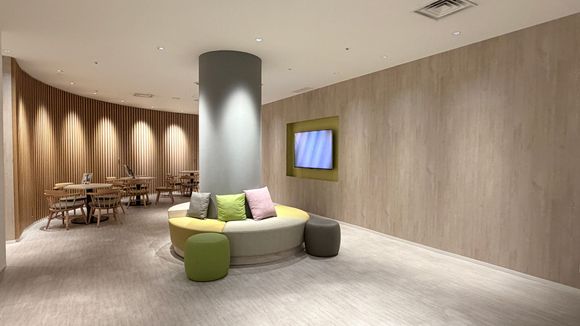 Bathhouse Lounge