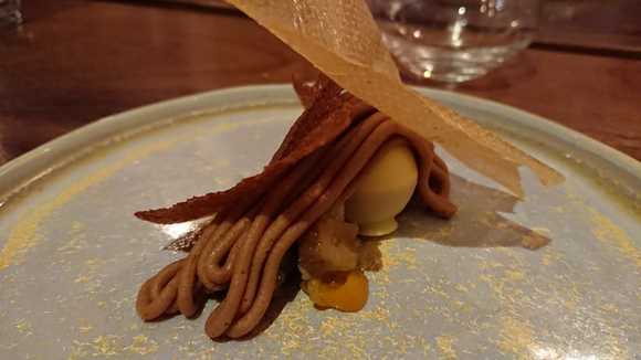 "Mont-Blanc" with chesnut mousse ('creme de marrons')
