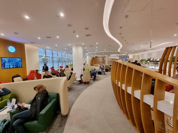 Skyteam lounge DXB