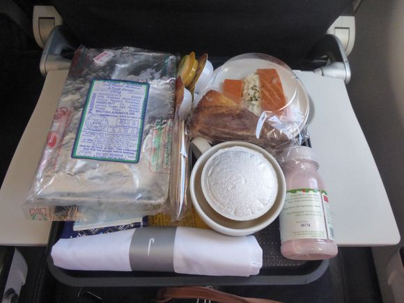 Very tasty Kosher for Passover Hermolis meal on LHR-PRG 3/4.