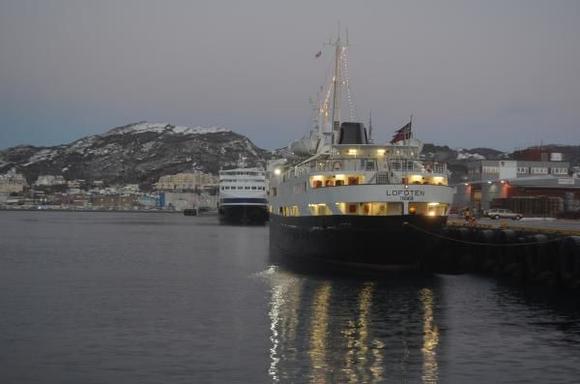 Ship harbor
