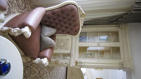 Presidential Suite - Bedroom details