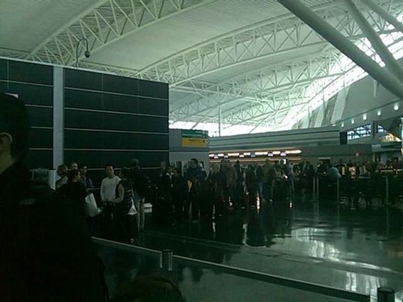 10/23 JFK T8 overflow