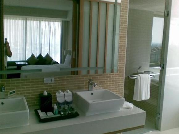 His 'n' Hers Sinks &amp; Shower