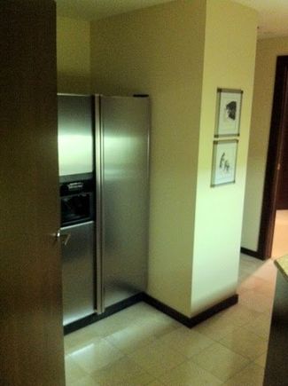 Full-sized kitchen