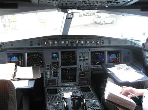 A330