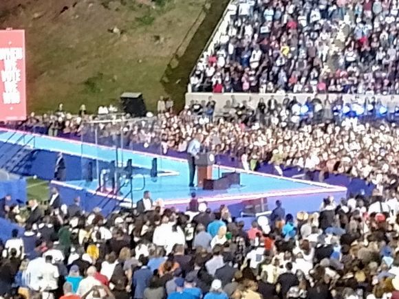 President Obama in an even worse picture than the Springsteen one. The sun had set and it was all manmade light by then.