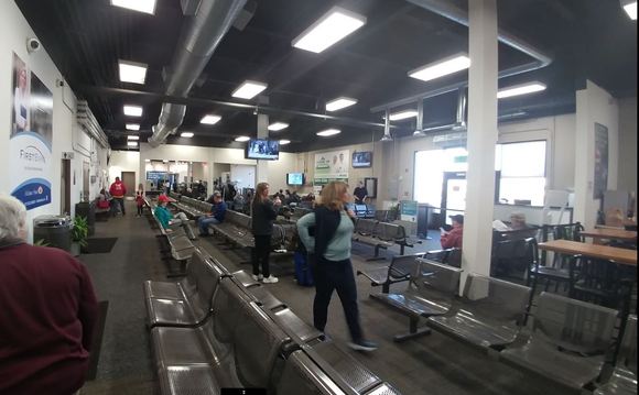 Wide angle shot of 99% of the gate area (this was a slow day it does usually get much busier 1/25/17)