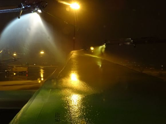 YYZ Deicing