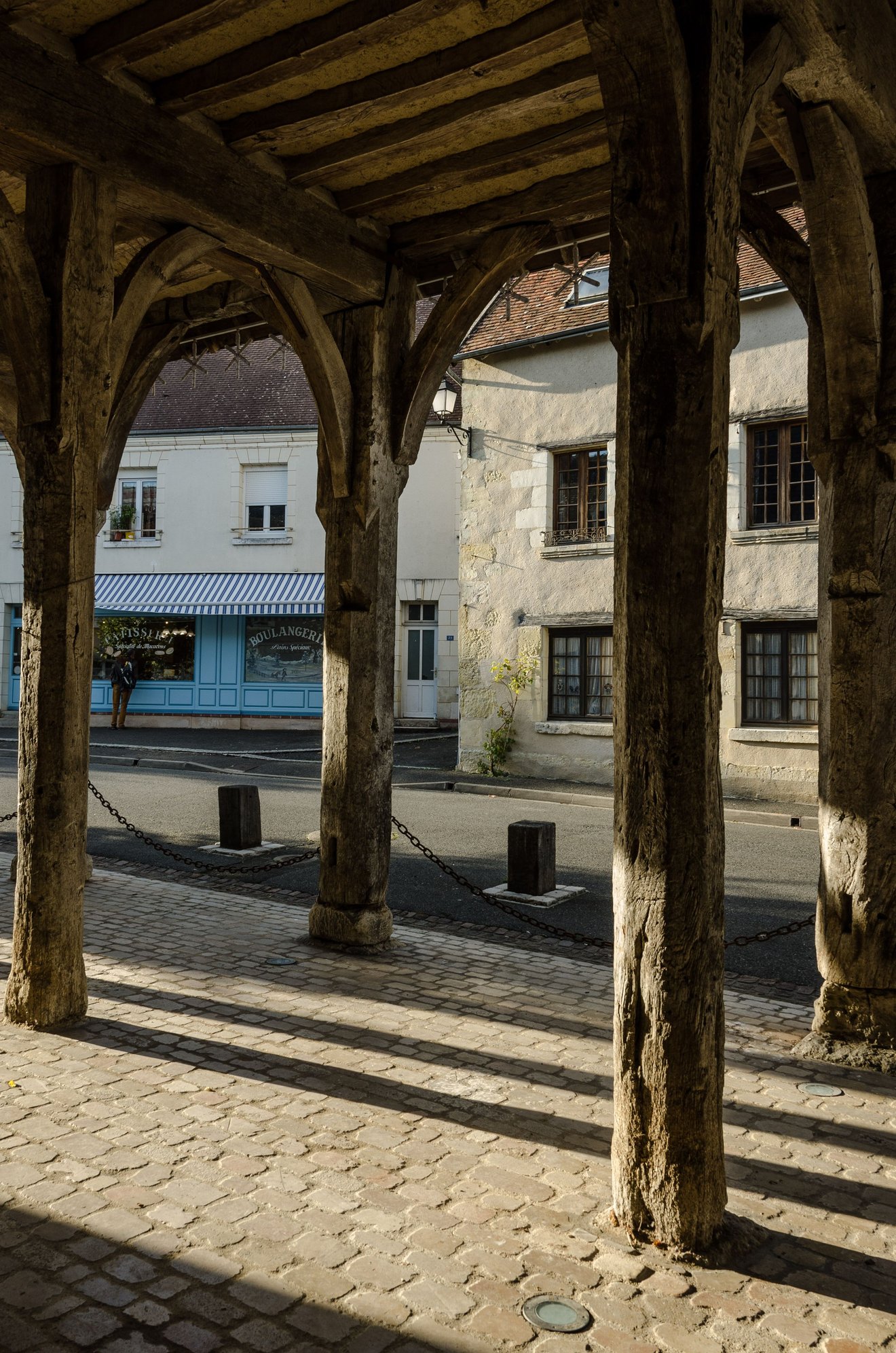 Our fave was Montresor, so peaceful that we returned on back-to-back days.  Locals will tell you that the delicious macaron was invented here. Well show more about this village later.